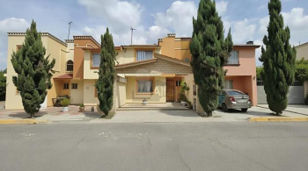 Condo house for rent in Jardines de Tultitlán, Tultitlán de Mariano Escobedo, México