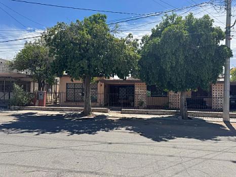 Casa en VENTA ubicada Col. El Razo