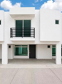 Casa nueva tipo residencial en renta