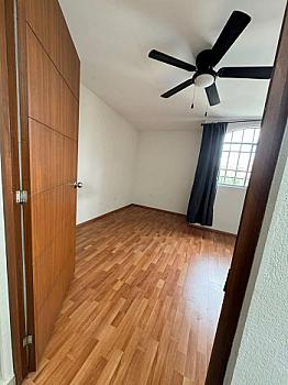 Casa en Venta en Buen Suceso Santiago Tianguistenco