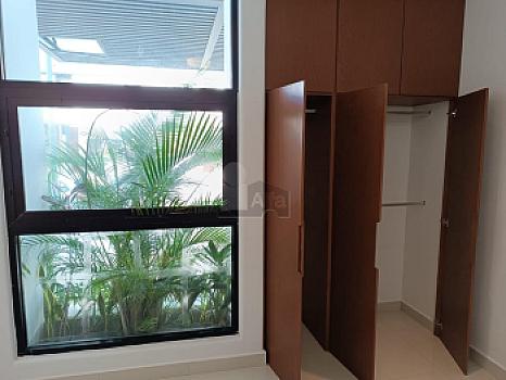 Casa en Renta 4 recs, 4 baños y cuarto servicio en Residencial AQUA, Cancun Quintana Roo, SMZ-330