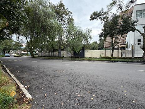 Terreno en venta en Fuentes del Pedregal