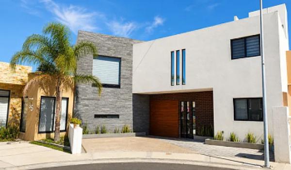Casa en VENTA, Corregidora - 4a recámara en Planta Baja