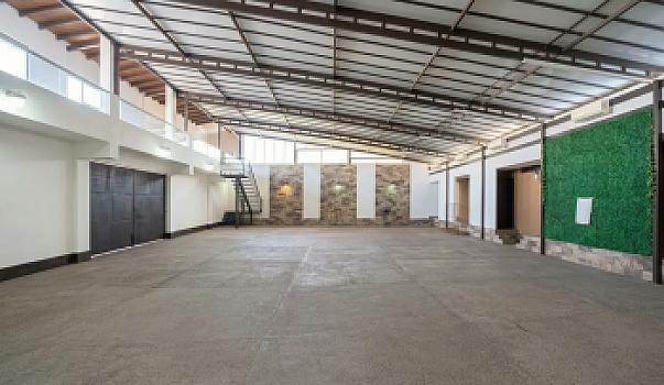 Inmueble comercial multigiro, Colinas del Cimatario - 630 m²