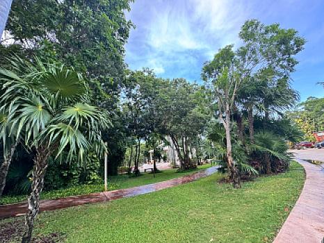 Casa Nueva en Venta en Arbolada con amenidades y sobre Av Huayacan