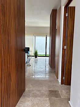 Casa Nueva en Venta en Arbolada con amenidades y sobre Av Huayacan
