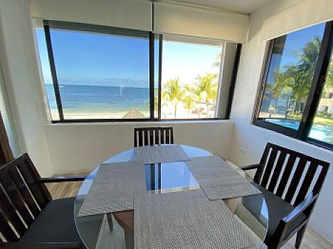 Departamento en venta amueblado y equipado frente al mar con alberca y seguridad