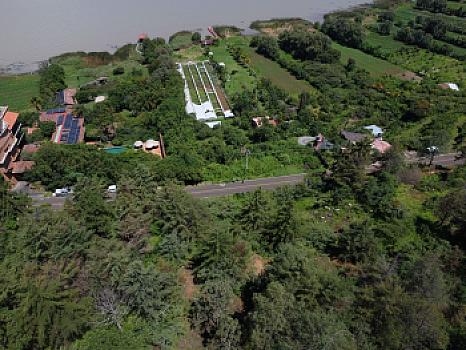 Terreno de 13,890 m2 sobre carretera frente a lago de Pátzcuaro