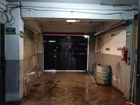 Venta de BODEGA  con Vialidades a unos metros