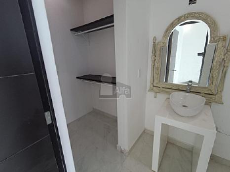 Casa en Venta Residencial Arbolada 3 recs, 3 baños completos, Cancun Quintana Roo  Zona Huayacan