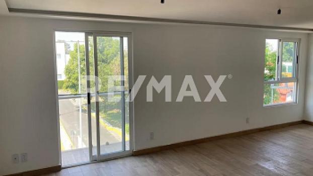 Departamento en Venta en Ex-Hacienda Coapa | 2 Recámaras, Balcón y Elevador