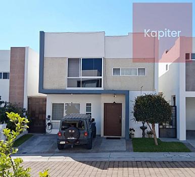 Casa en VENTA en Condominio en Cumbres del Lago