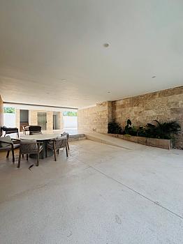 Penthouse en renta en Altea, Vía Cumbres, Cancún, con rooftop privado, jacuzzi y recámara en dos niveles