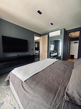 Penthouse en renta en Altea, Vía Cumbres, Cancún, con rooftop privado, jacuzzi y recámara en dos niveles