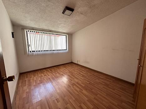 Casa  de una planta con excelente ubicación