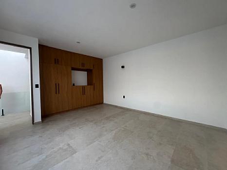 RESIDENCIA DE LUJO EN VILLA CORZO SAN JOSE ITURBIDE