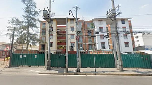 sa departamento en venta en la alcaldia iztapalapa a 5 mnts. de centros comerciales como ANTENAS, portal lomas estrella. Cuenta con universidades