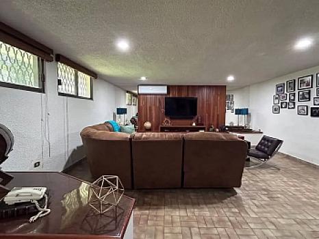 Hermosa y céntrica residencia en zona centro