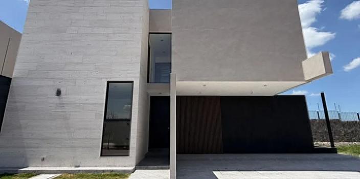 Casa en Venta en Lomas del Campanario Norte