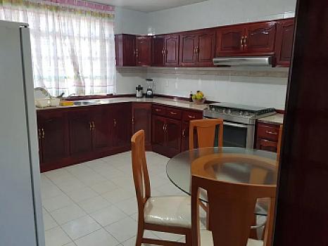 EXCELENTE CASA RESIDENCIAL CON ALBERCA EN VENTA EN COATZACOALCOS