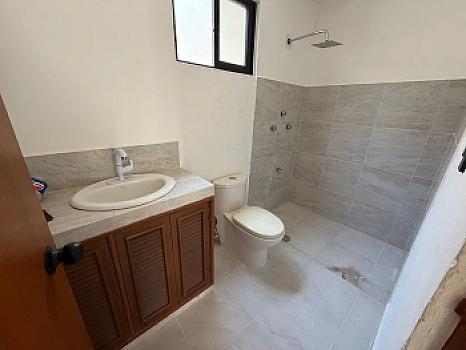 Casa de UNA PLANTA con 2 recámaras en Residencial Pensiones, Mérida