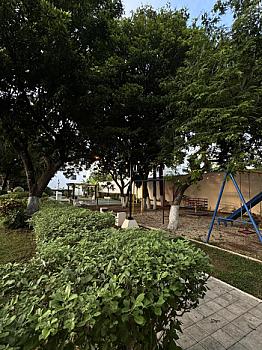 Casa en venta en privada sobre Av las Torres con alberca y seguridad