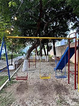Casa en venta en privada sobre Av las Torres con alberca y seguridad