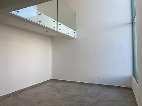 “Exclusivity, spaciousness and quality of life in Cacalomacán.”