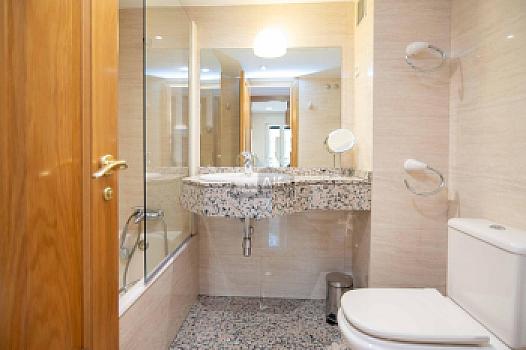Piso en venta en ARTURO SORIA, Madrid, Madrid