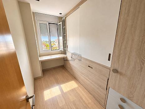 Piso en venta en Sant Martí de Provença, Barcelona, Barcelona