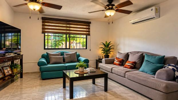 Descubre Amplia Casa en Venta con amplio terreno en la Colonia Tancol en Tampico