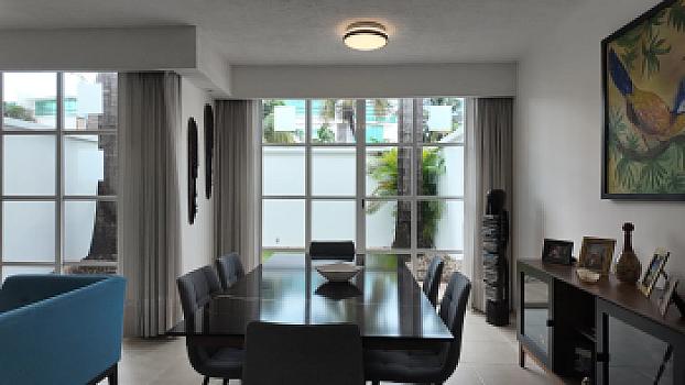 Casa en Venta en Av. Bonampak, Cancún | 3 Recámaras, Terraza Jardín y Conectividad Total | SM 8