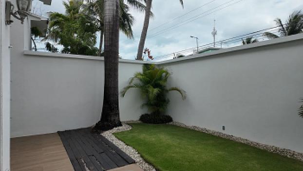 Casa en Venta en Av. Bonampak, Cancún | 3 Recámaras, Terraza Jardín y Conectividad Total | SM 8