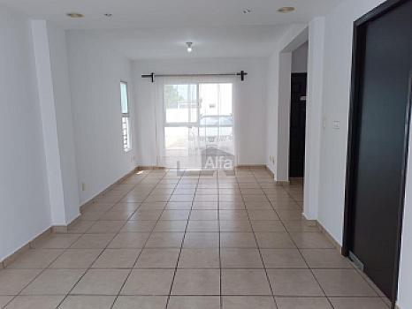 Casa en condominio en rent en Residencial Foresta, Metepec, México