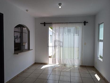 Casa en condominio en rent en Residencial Foresta, Metepec, México