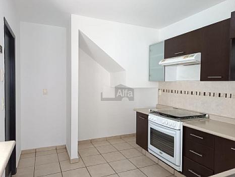Casa en condominio en rent en Residencial Foresta, Metepec, México