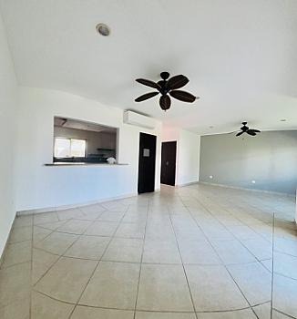 Casa en venta en Álamos I, Cancún · 3 recámaras y alberca