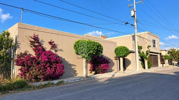 Detached house for sale in Los Pinos, Saltillo, Coahuila