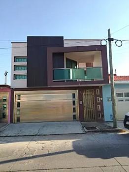 House FOR RENT in Cd.de Coatzacoalcos in front of PLAZA ACAYA