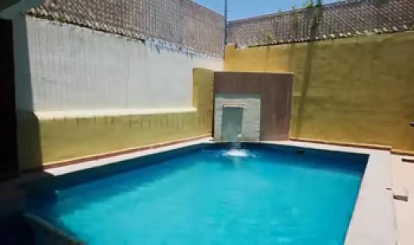 Vivienda con alberca y Departamento