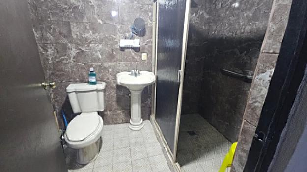 Casa de 5 recamaras cerca de Parque Lomas de Escobedo