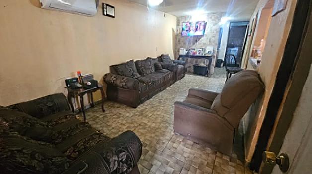 Casa de 5 recamaras cerca de Parque Lomas de Escobedo