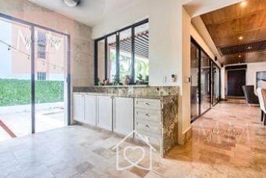 LUXURY RESIDENCE FOR SALE IN PLAYACAR FASE DOS