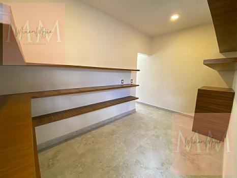 House in VIA CUMBRES AV HUAYACAN