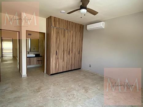 House in VIA CUMBRES AV HUAYACAN