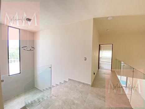 House in VIA CUMBRES AV HUAYACAN