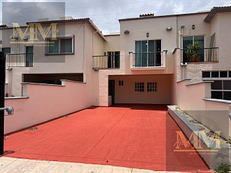 Casa EN LA HACIENDA ATRAS DE COSTCO
