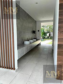 Casa RESIDENCIAL LA RIOJA AV 135
