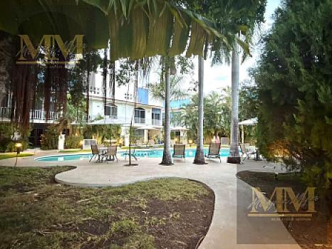 House SM 17 RESIDENCIAL CAPULINES