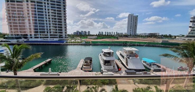 Apartment in MARINA CONDOS PUERTO CANCUN